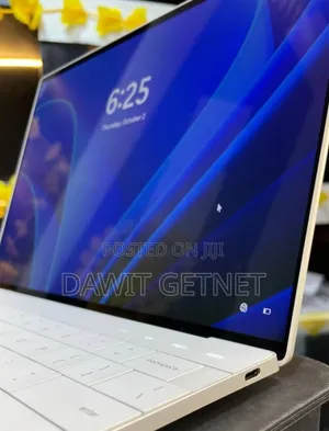 New Laptop Dell XPS 13 16GB Intel Core I7 SSD 512GB