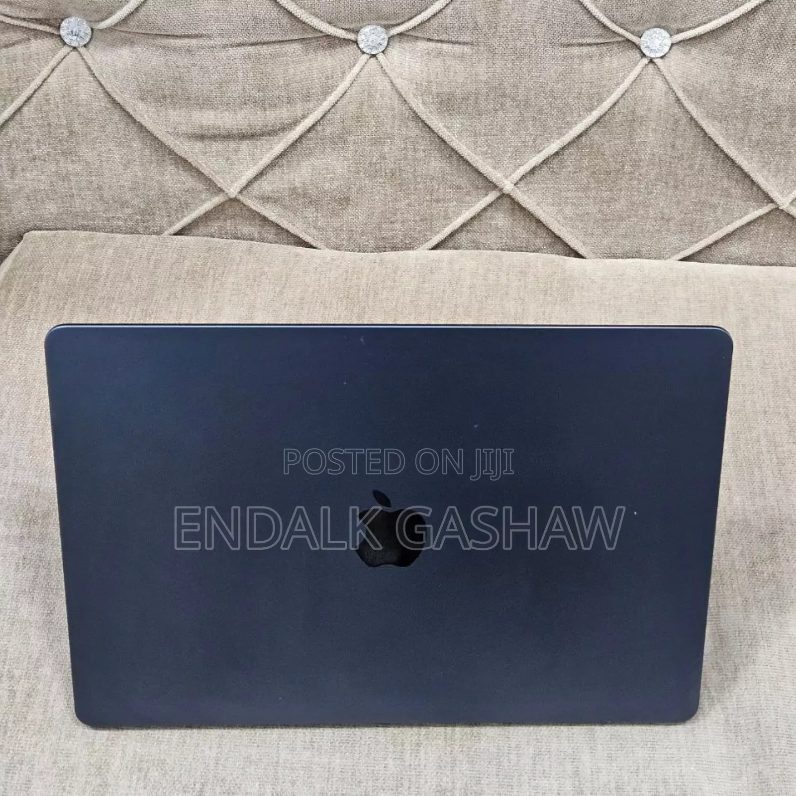 New Laptop Apple MacBook Air 2022 M2 8GB Apple M2 SSD 512GB