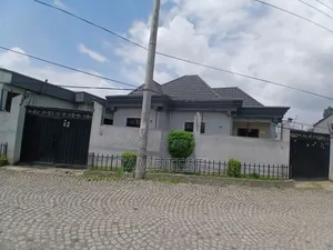 Furnished 3bdrm House in ፍጋ, Bole for sale