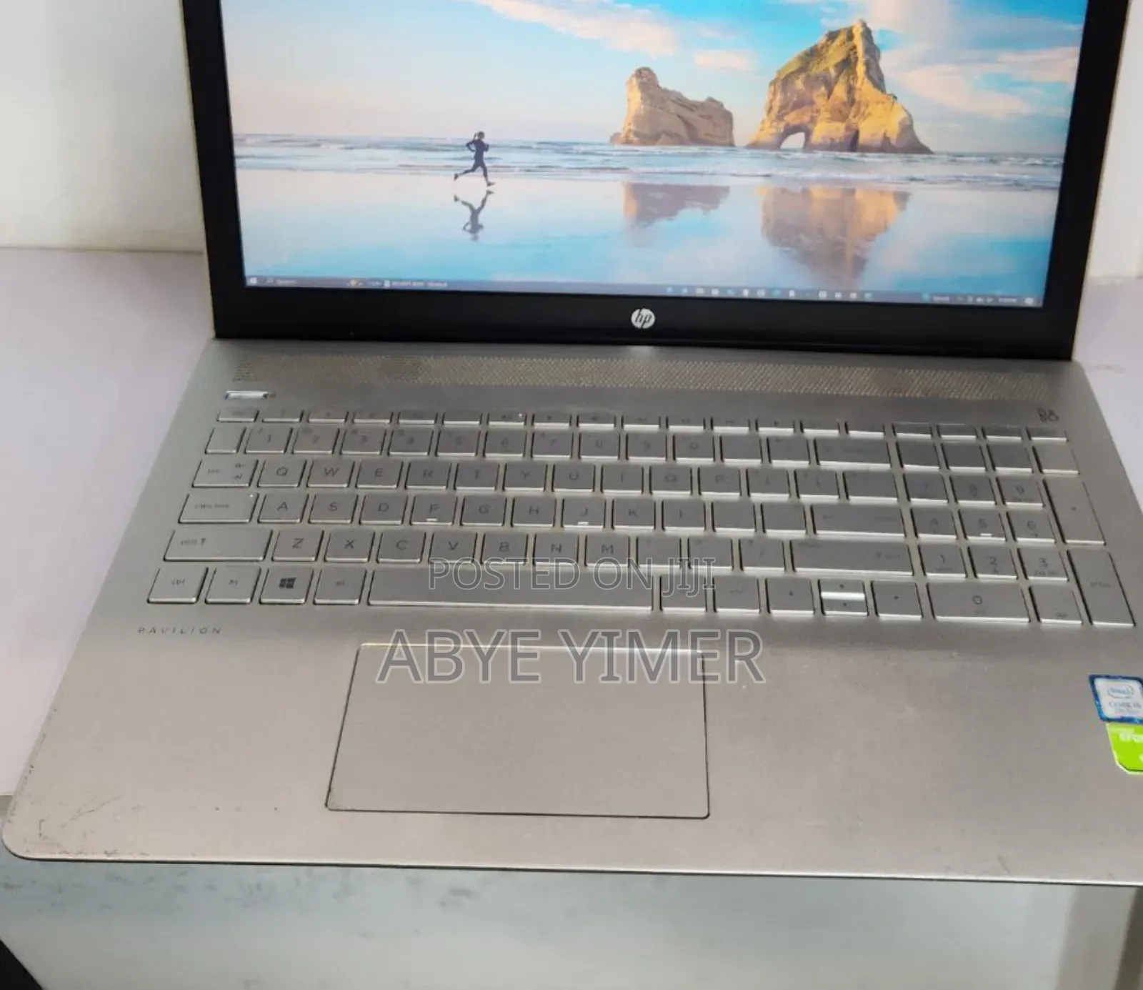 New Laptop HP Pavilion 15 8GB Intel Core I5 HDD 1T