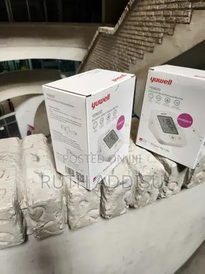 Digital Blood Pressuer Monitor癲馬rechargeable Battery Blood Pressuer