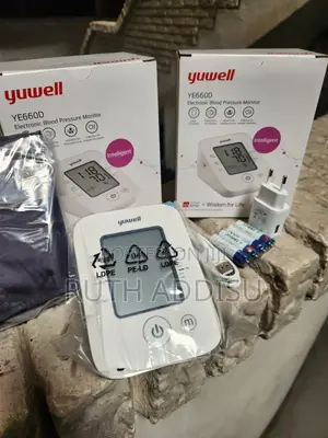 Yuwell Blood Pressure Monitor庫藏digital Rechargeable Blood Pressuer