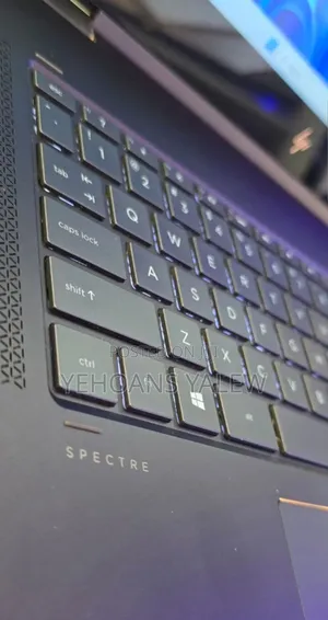 New Laptop HP Spectre X360 16GB Intel Core I7 SSD 512GB