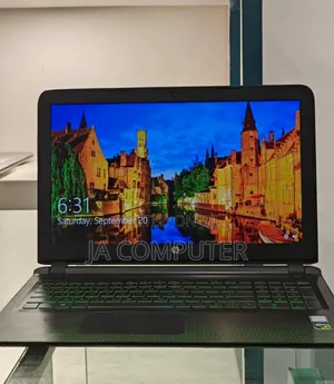 New Laptop HP Pavilion 15 12GB Intel Core I5 SSHD (Hybrid) 1.5T