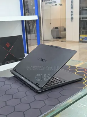 New Laptop Lenovo Legion 5i 16GB Intel Core Ultra 9 SSD 512GB