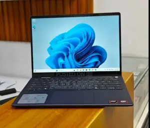 New Laptop Dell Inspiron 15 16GB AMD Ryzen 7 SSD 1T