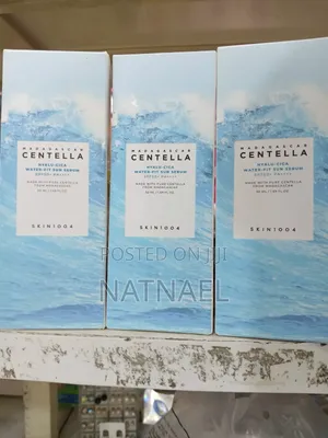 Centella Hyalu-Cica Water-Fit Sun Serum Spf50+ Pa+ by Skin1004!