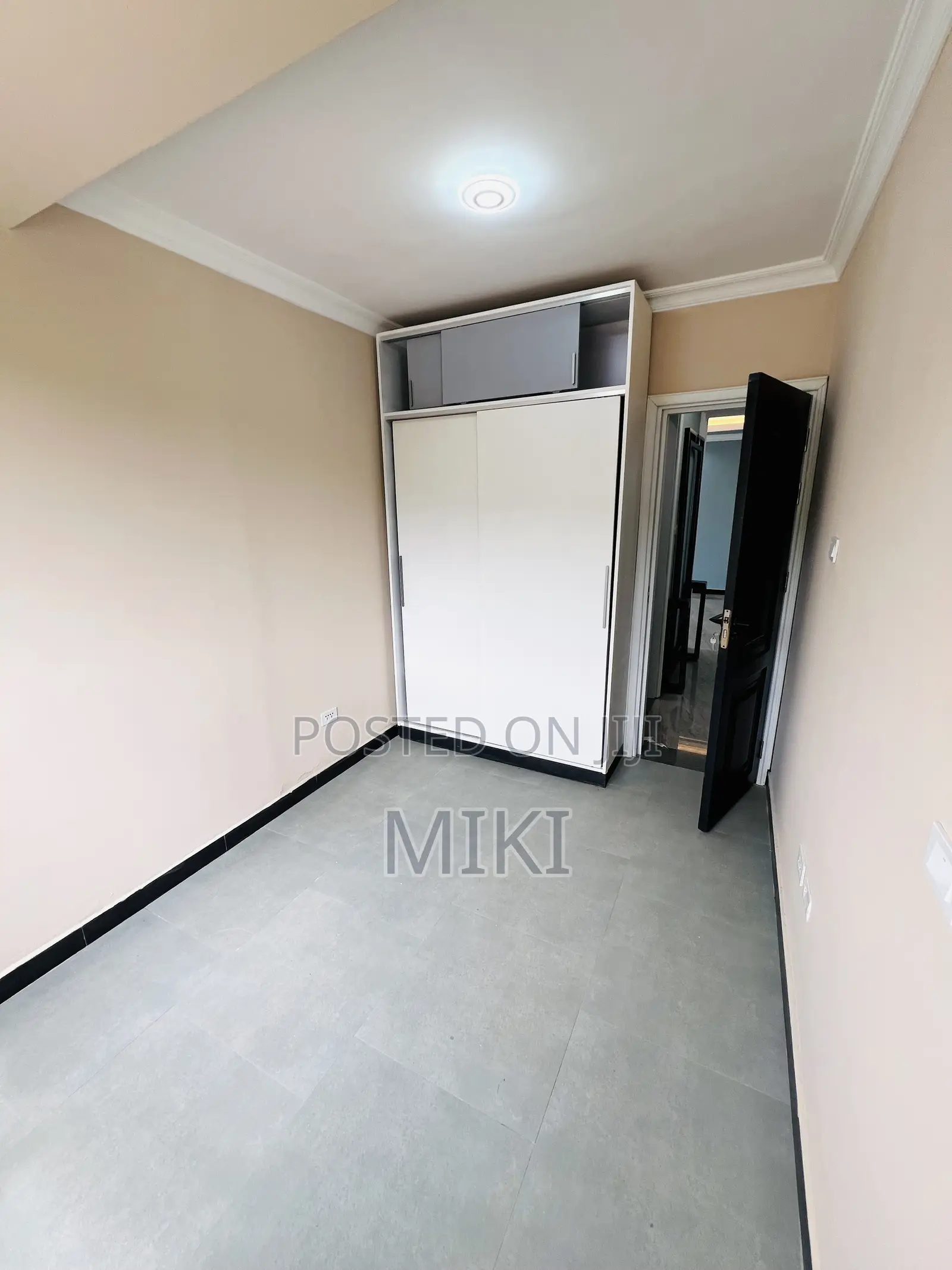 Furnished 3bdrm Apartment in Haile Garment, Nifas Silk-Lafto for sale