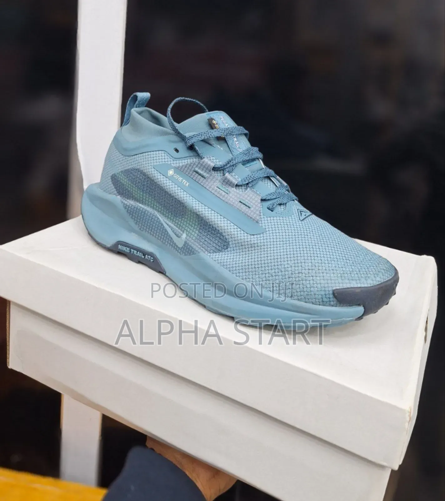 New Arrival 
 Nike Gore-Tex Sneaker 
 Made in Vietnam