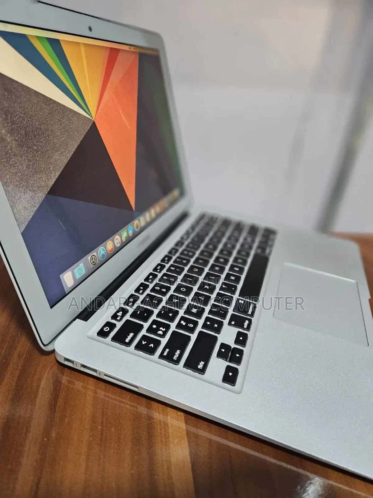 Laptop Apple MacBook Air 2015 8GB Intel Core I5 SSD 256GB
