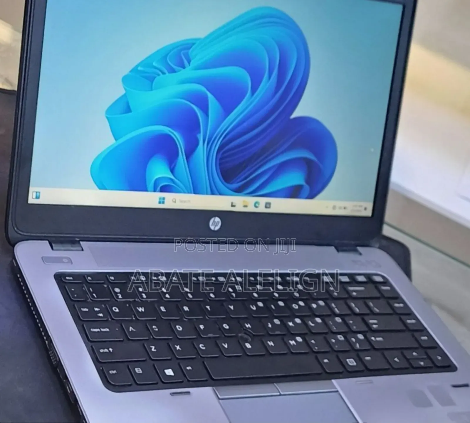 New Laptop HP EliteBook 840 8GB Intel Core I5 HDD 700GB