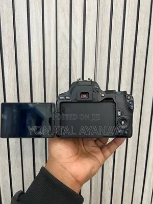 Canon 250d