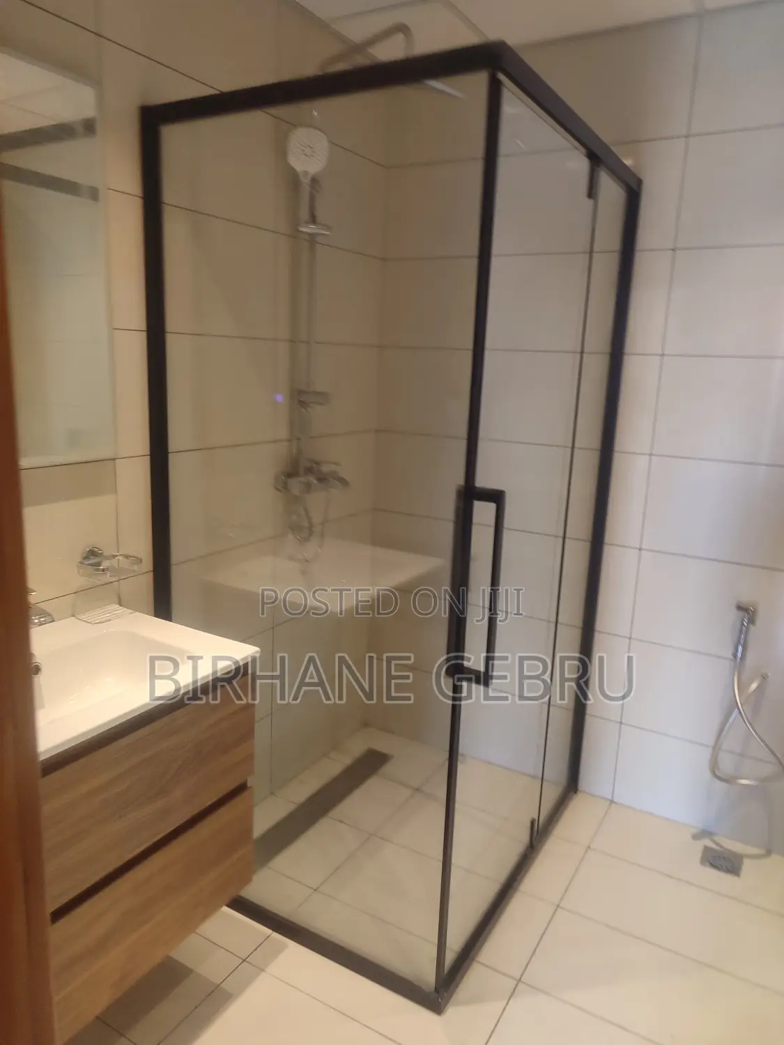 4bdrm Apartment in Luxury Apartiment, Lideta for rent