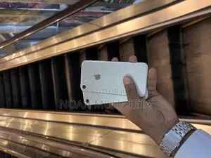 Apple iPhone 7 128 GB Rose Gold
