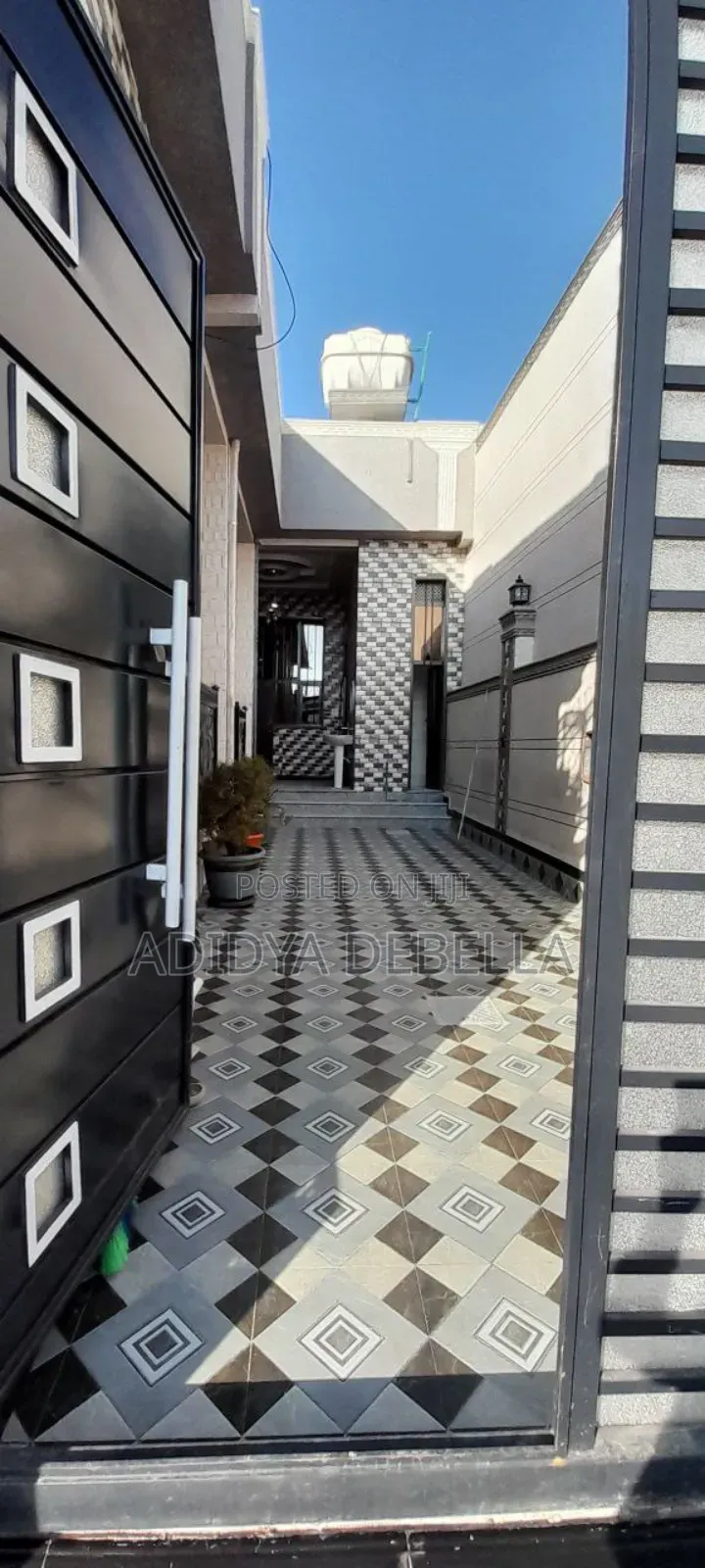 Furnished 5bdrm House in Gelan, Sidamowash, Addis Ketema for sale