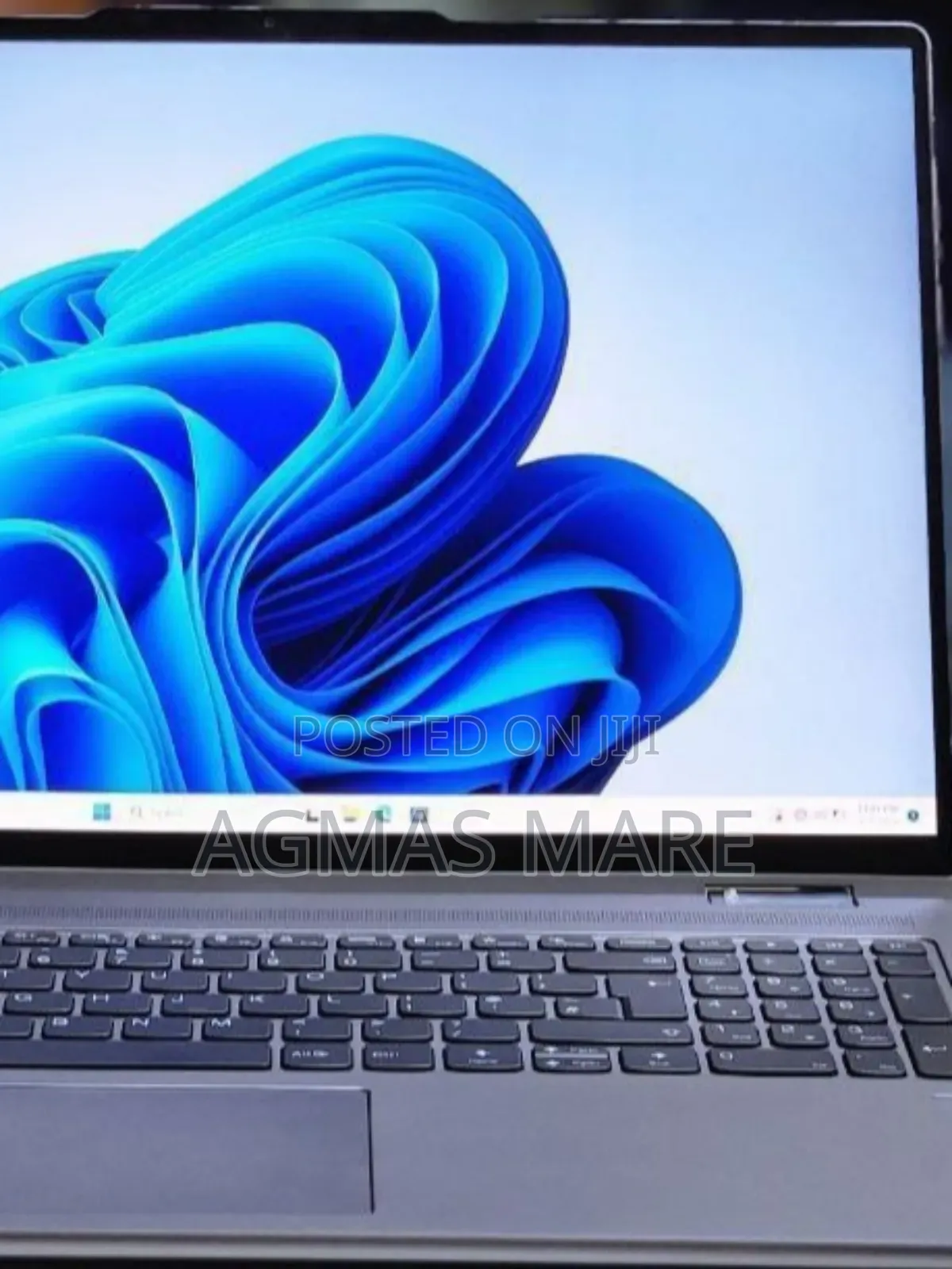 New Laptop Lenovo Yoga 7i 16GB Intel Core I7 SSD 512GB