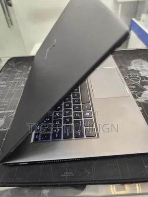 New Laptop HP ZBook Studio 16GB Intel Core I7 SSD 512GB