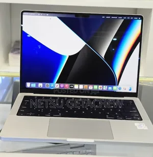 New Laptop Apple MacBook Pro 2021 M1 32GB SSD 512GB