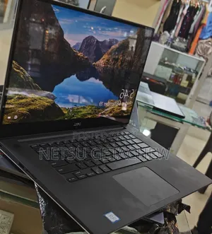 New Laptop Dell Precision 5540 16GB Intel Core I7 SSD 512GB