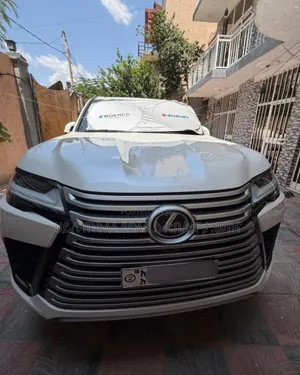 New Lexus LX 600 2023 Ivory