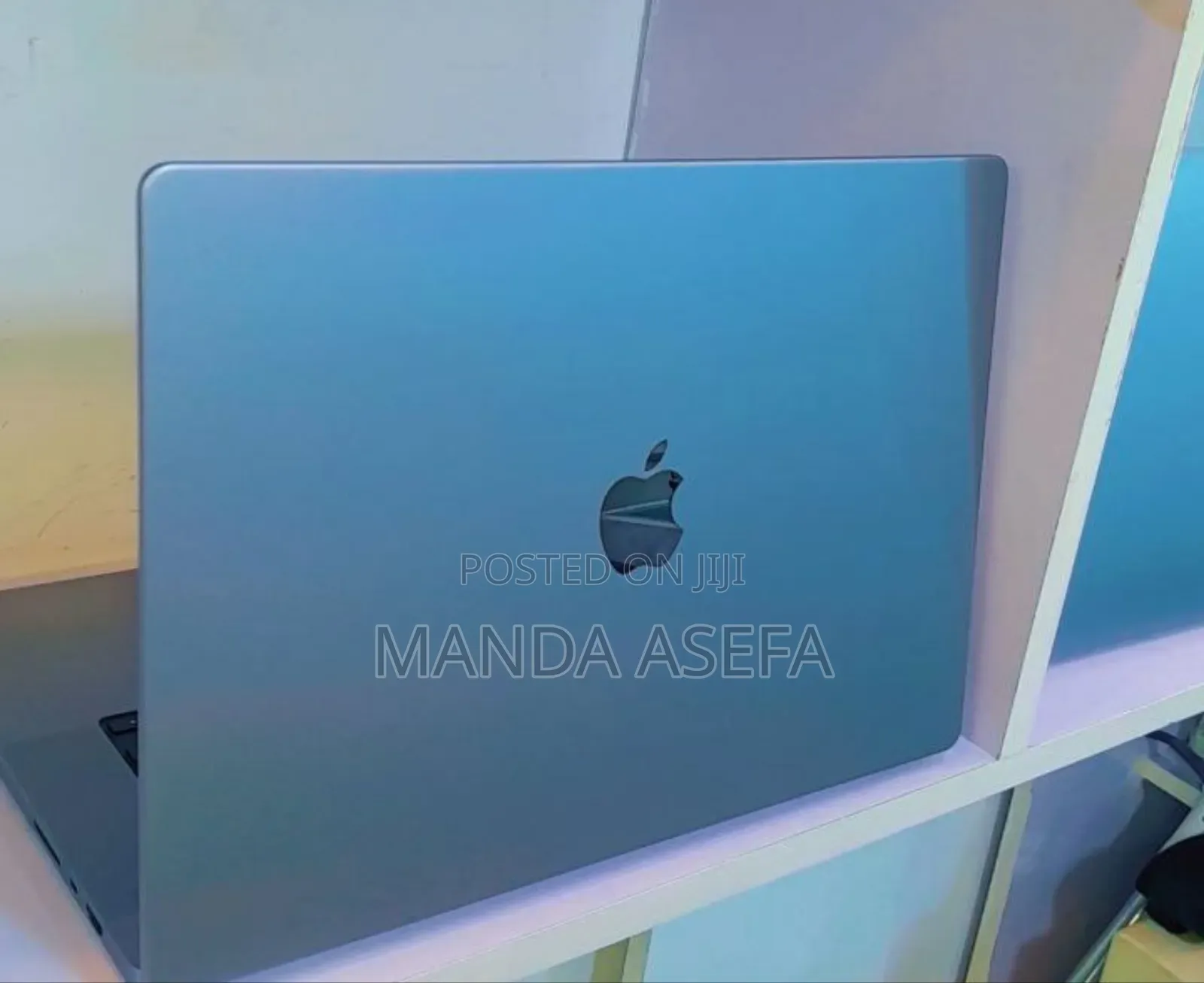 New Laptop Apple MacBook Pro 16GB Apple M2 SSD 1T