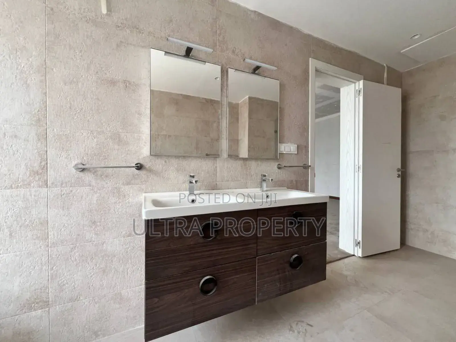 3bdrm Apartment in Bole for sale
