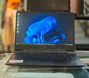 New Laptop HP Victus 16 16GB AMD Ryzen 5 SSD 512GB