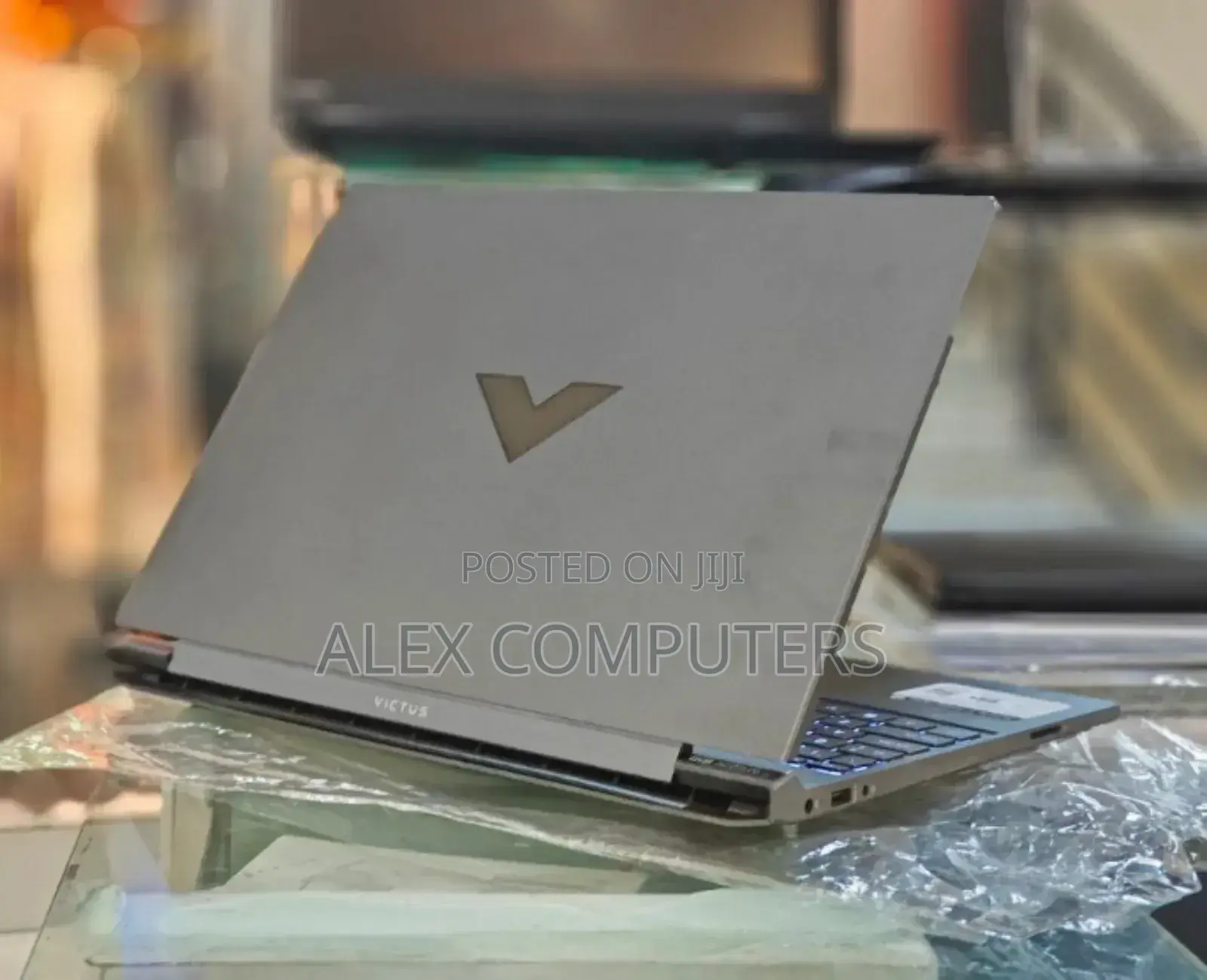 New Laptop HP Victus 16 16GB AMD Ryzen 5 SSD 512GB