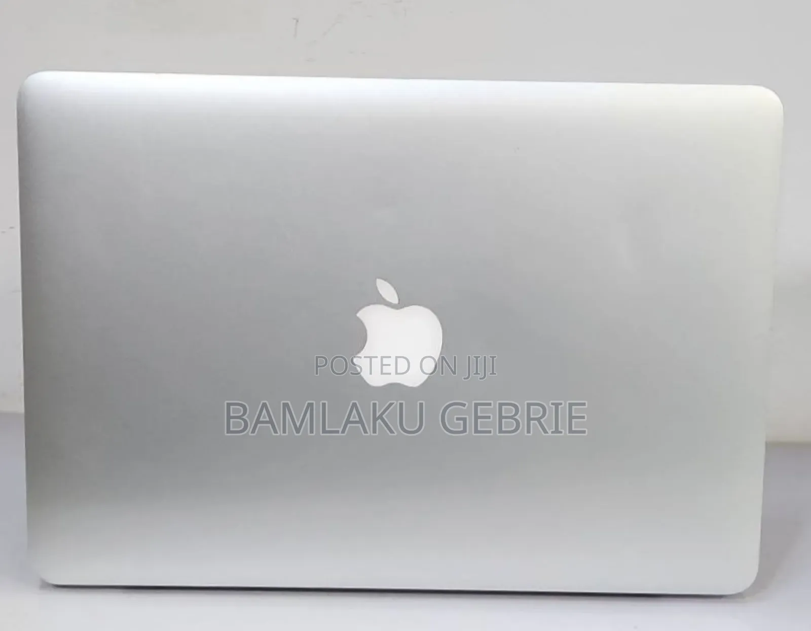 New Laptop Apple MacBook Pro 2015 8GB Intel Core I5 SSD 256GB