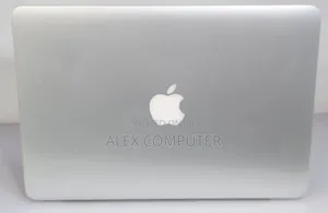 New Laptop Apple MacBook Pro 2015 8GB Intel Core I5 SSD 256GB
