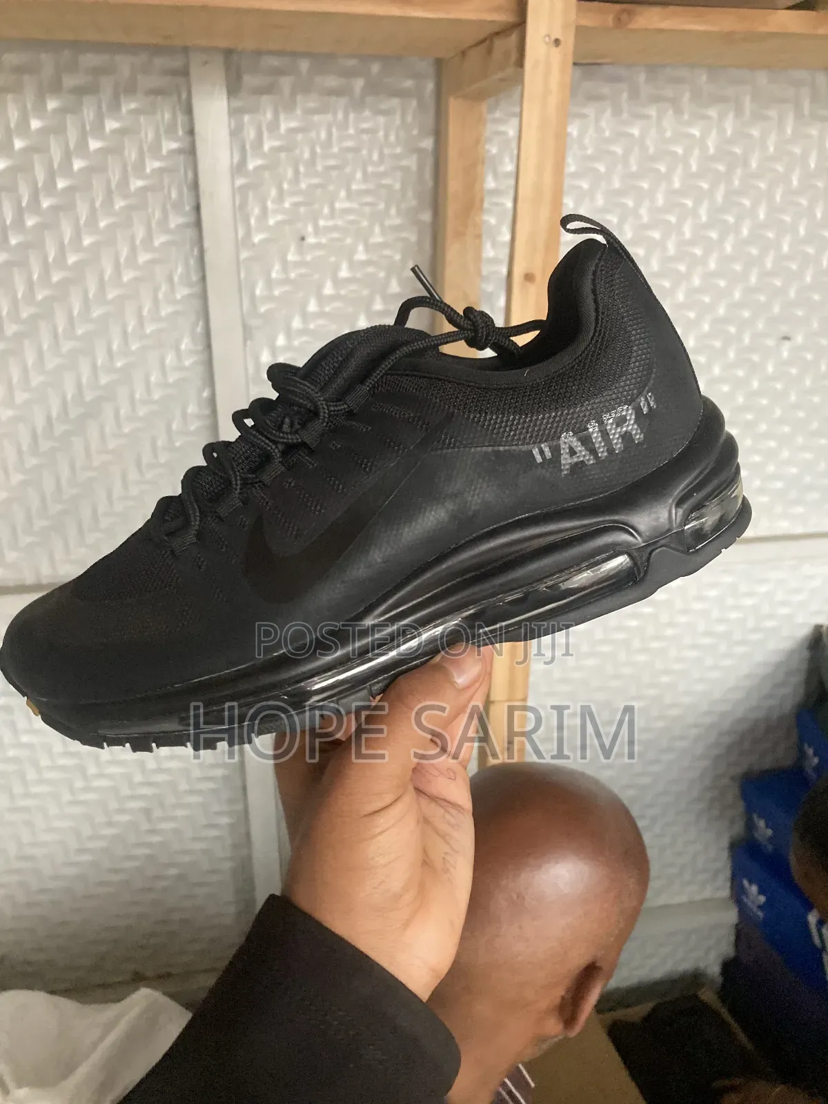 Nike Air Shoes ጫማ ምቻት ያለው