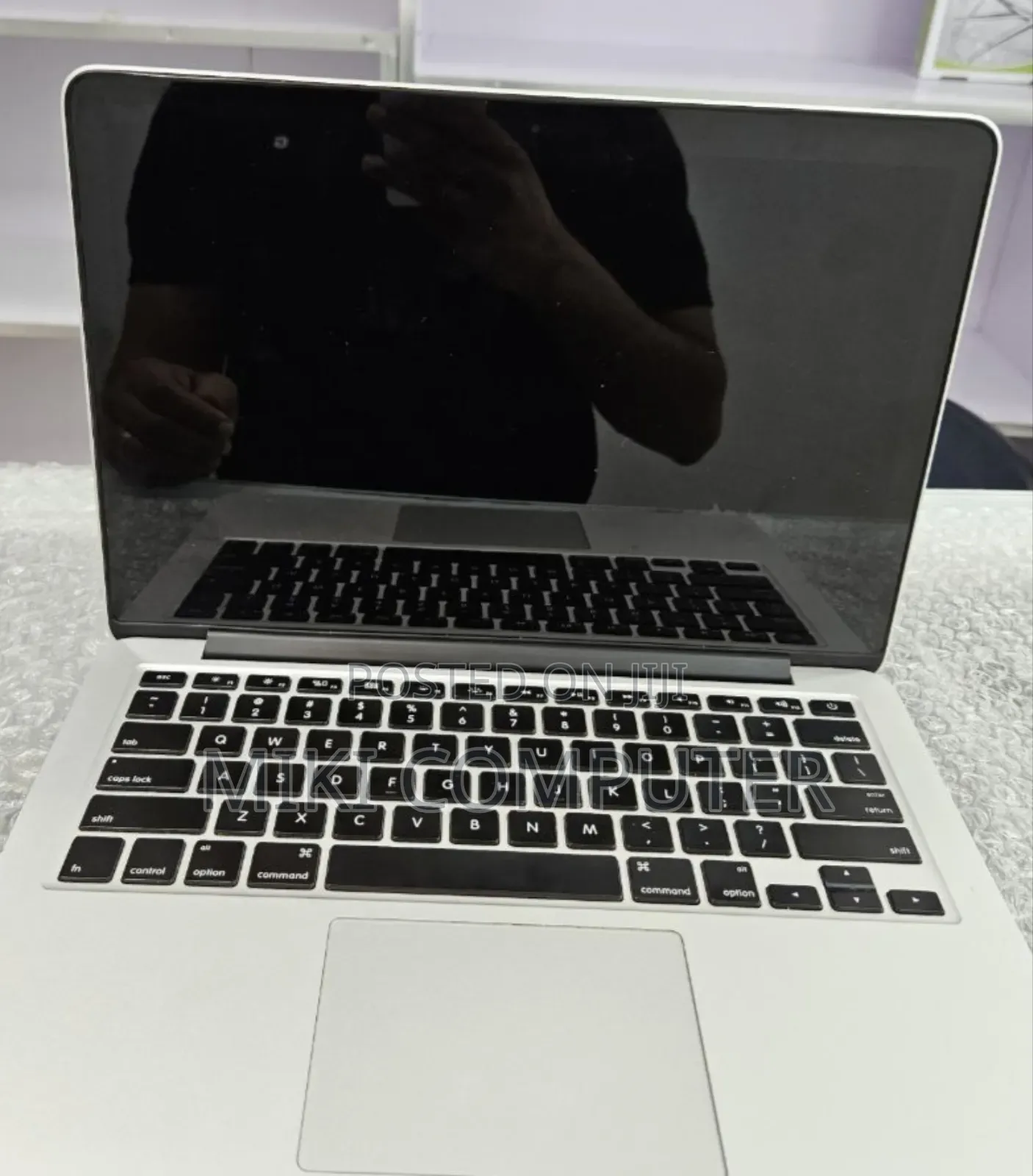 New Laptop Apple MacBook Pro 2014 8GB Intel Core I5 SSD 128GB