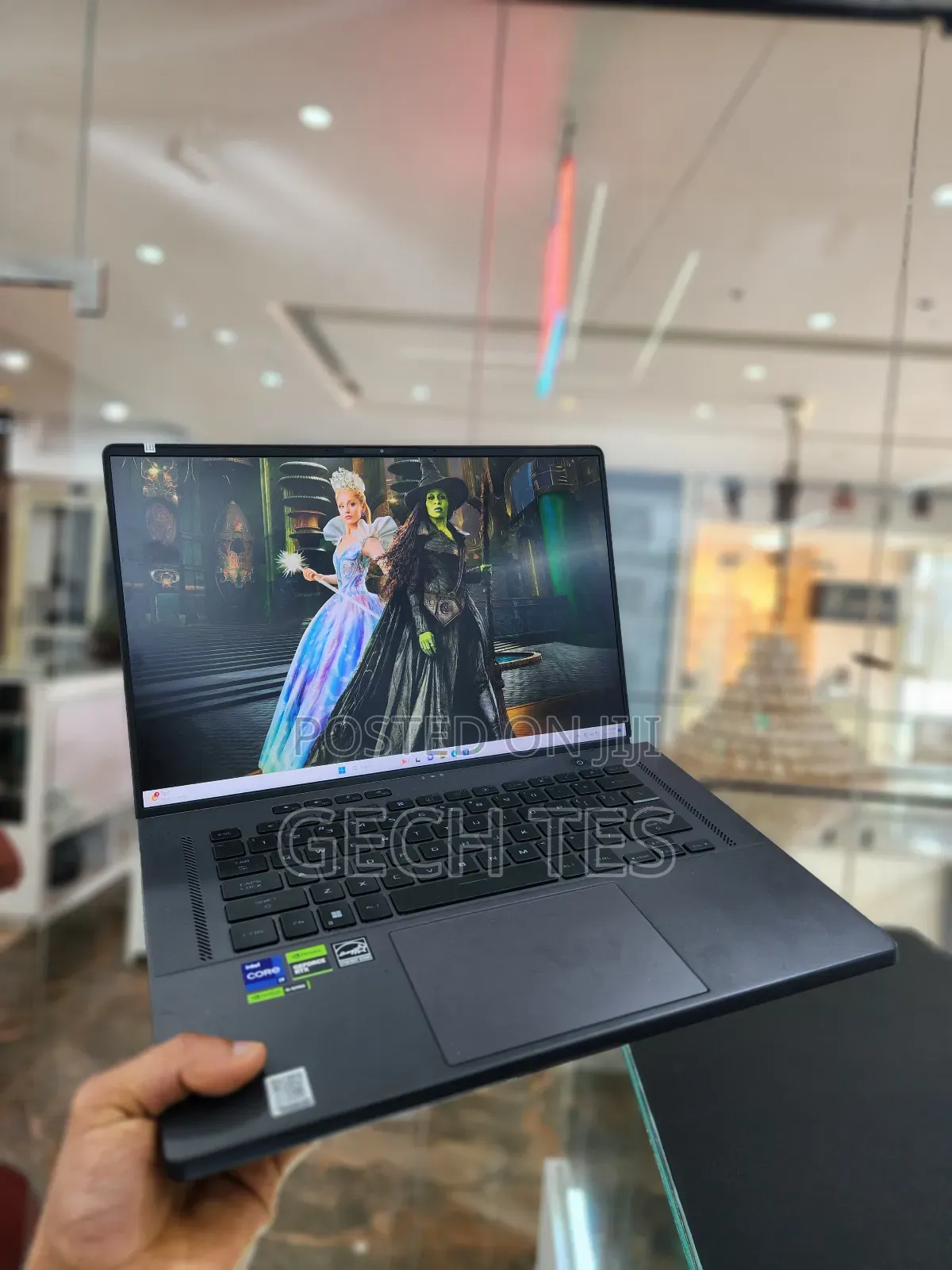 New Laptop Asus ROG Zephyrus G16 16GB Intel Core I9 SSD 1T