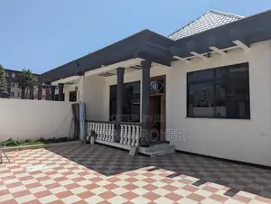5bdrm Villa in Semet 72, Bole for sale
