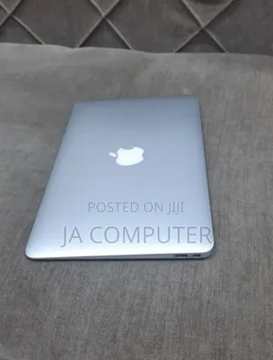 New Laptop Apple MacBook Air 2015 4GB Intel Core I5 SSD 128GB