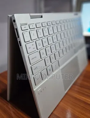 New Laptop HP Envy X360 8GB Intel Core I7 SSD 512GB