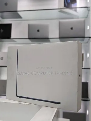 New Laptop Apple MacBook Air 2022 M2 8GB SSD 256GB