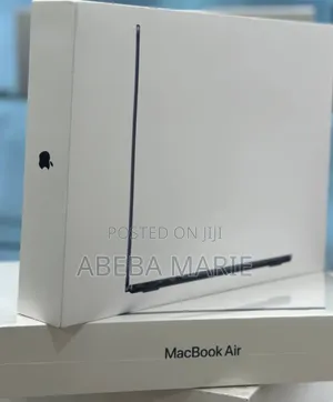 New Laptop Apple MacBook Air 2022 M2 16GB Apple M2 SSD 256GB