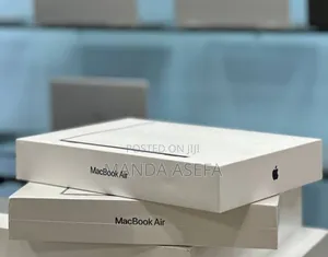 New Laptop Apple MacBook Air 2022 M2 16GB Apple M2 SSD 256GB