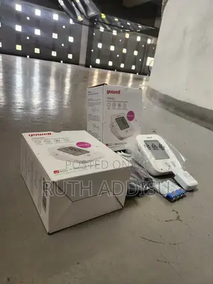 Packed Home Use and Clinic Use Blood Pressure Monitor字樣bp Monitor New