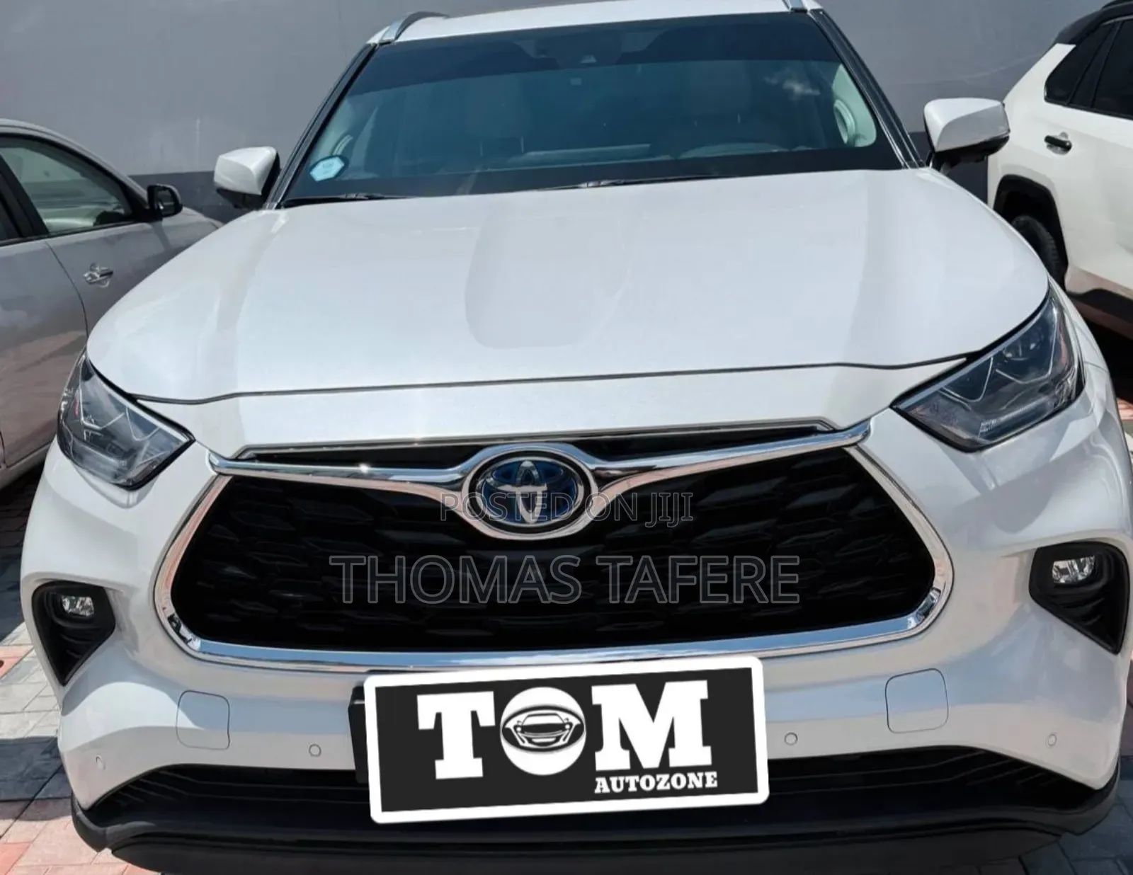 Toyota Highlander Hybrid 2023 White