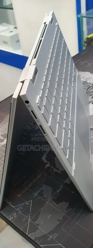 New Laptop HP Envy X360 8GB Intel Core I7 SSD 1T