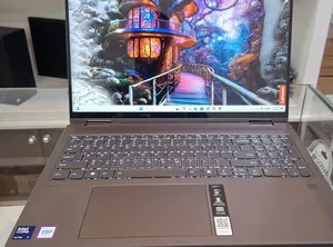 New Laptop Lenovo Yoga 7i 16GB Intel Core Ultra 7 SSD 1T