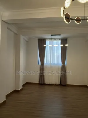 4bdrm Apartment in Apartment, Yeka for rent