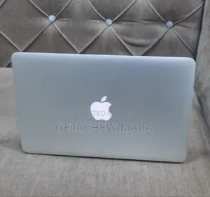 New Laptop Apple MacBook 2015 4GB Intel Core I5 SSD 128GB
