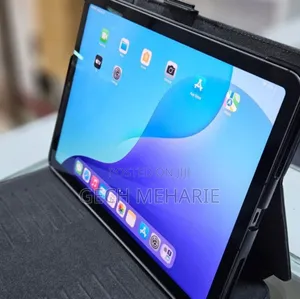 New Apple iPad Air (2022) 64 GB Black