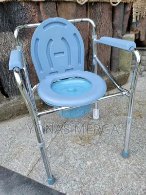 Toilet Chair那翻commodo Chair瓦0elderly Patients Comfort While Using It