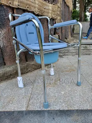 Toilet Chair郤發coated Steel Commode Chair脅√Commode Chair兕部potty Chair