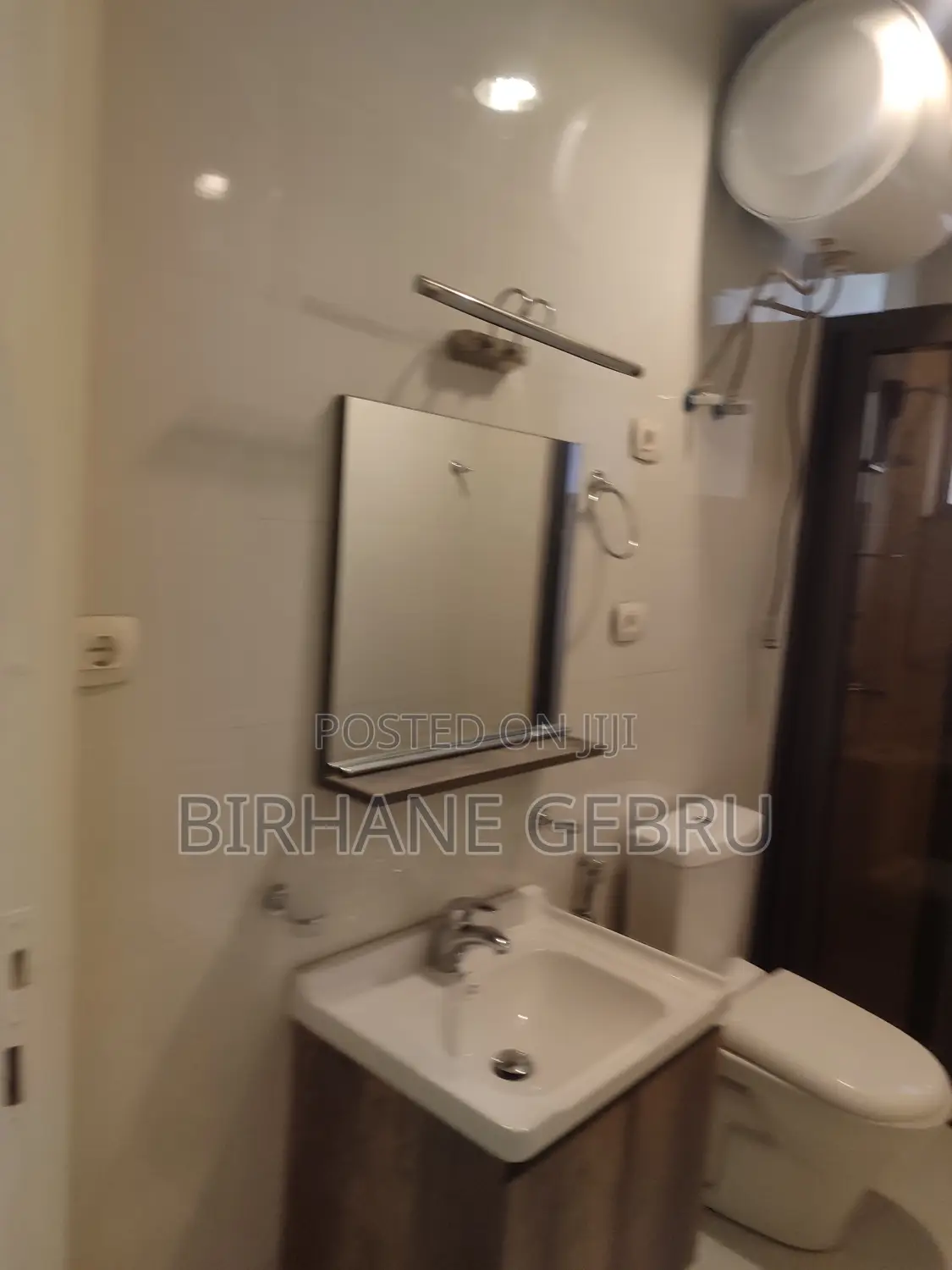2 Bedroom Luxury Semi Fernished Guest House for Rent