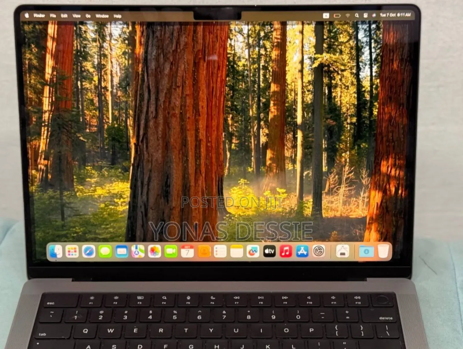 New Laptop Apple MacBook Pro 2021 M1 16GB SSD 512GB